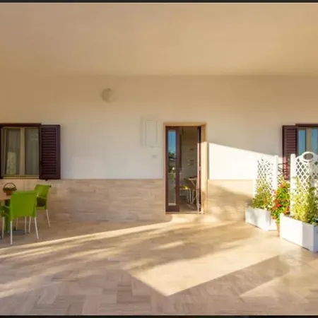 Country house Dimora Sweet Con Piscina - *